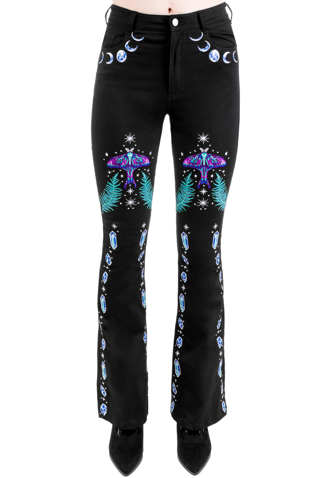 JEANS MIT GLOCKENBODEN AUS VERZAUBERTEM WALD
